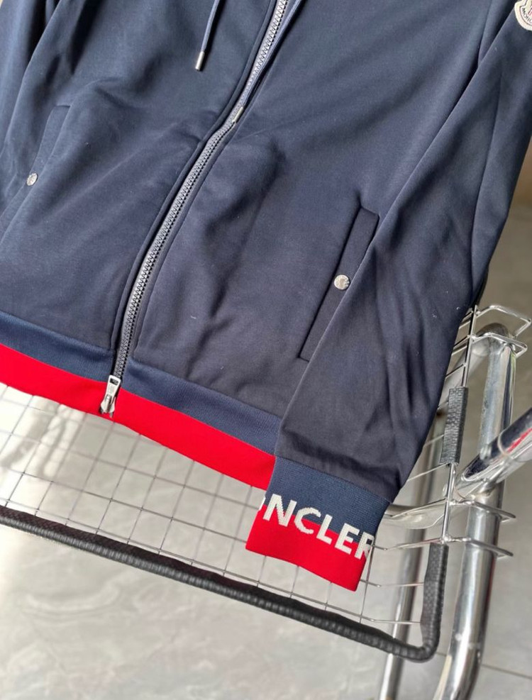 몽클레어 후드 집업 이미지