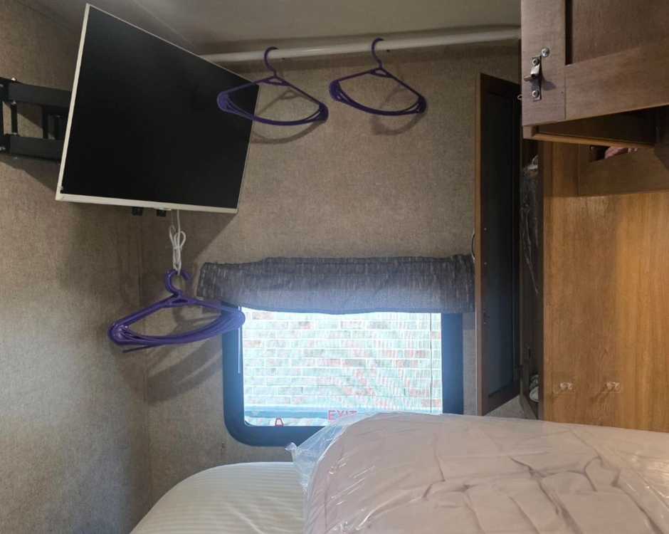 캠핑카 캠핑트레일러 이미지