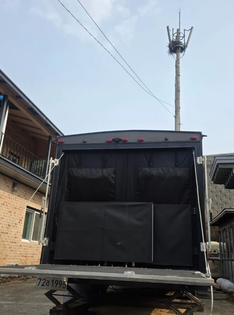 캠핑카 캠핑트레일러 이미지