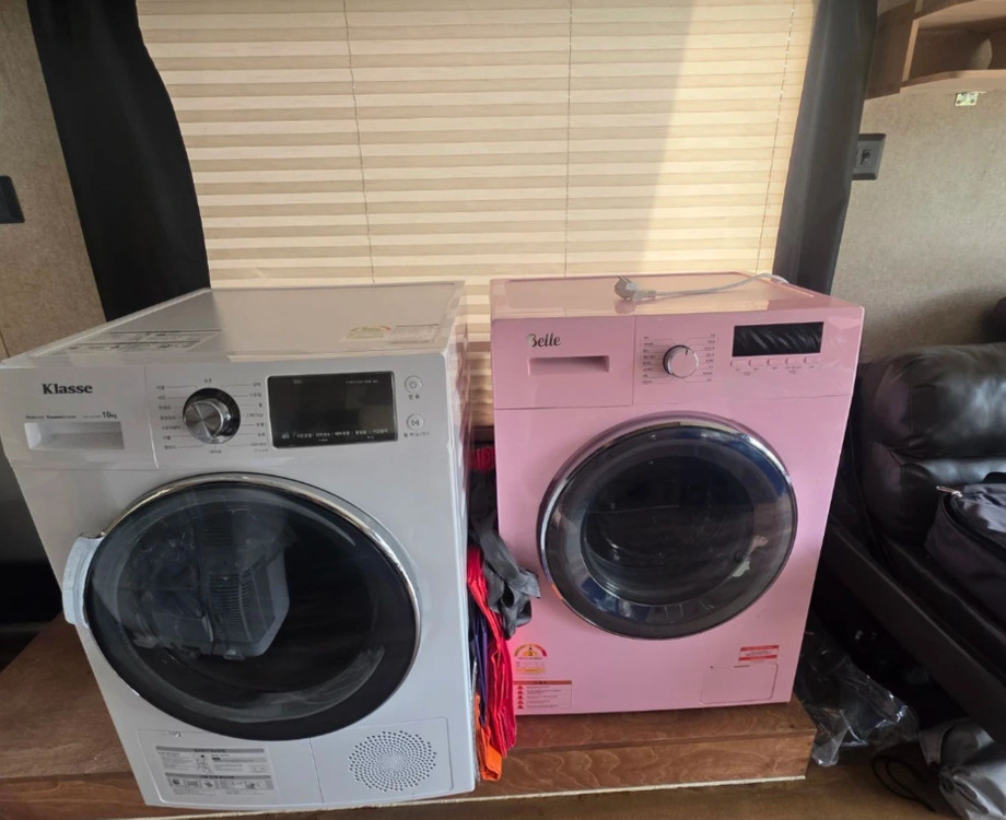 캠핑카 캠핑트레일러 이미지