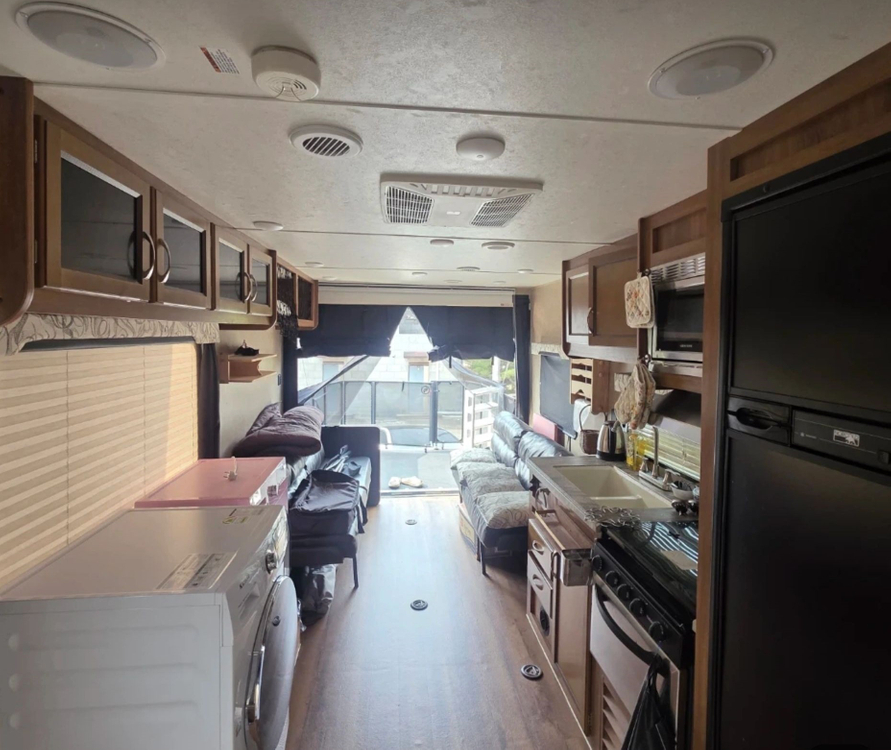 캠핑카 캠핑트레일러 이미지