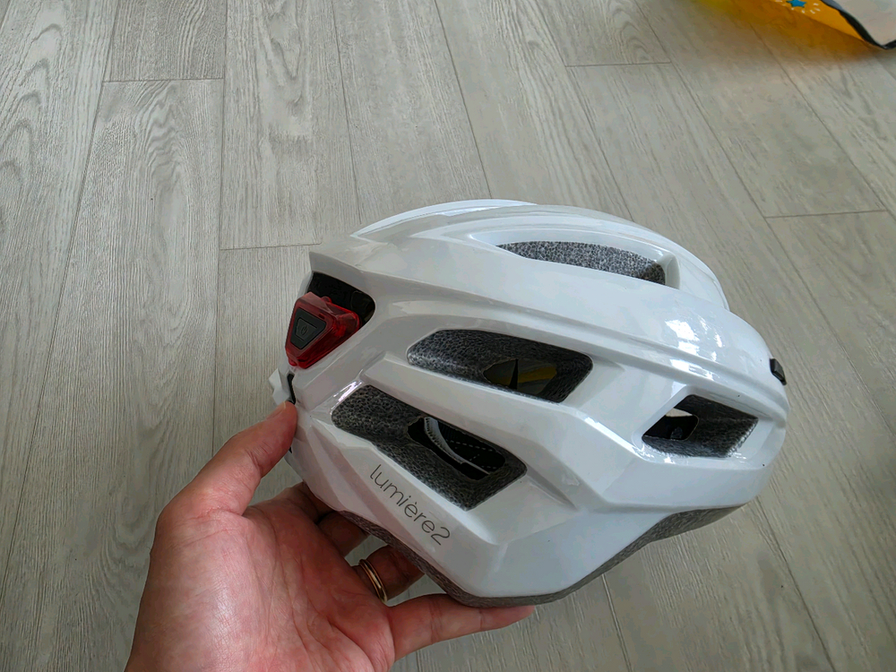 자전거 헬멧 이미지