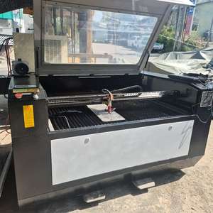 풀셋 1200*900 co2 레이저 CNC 조각기 컷팅기 판매 이미지