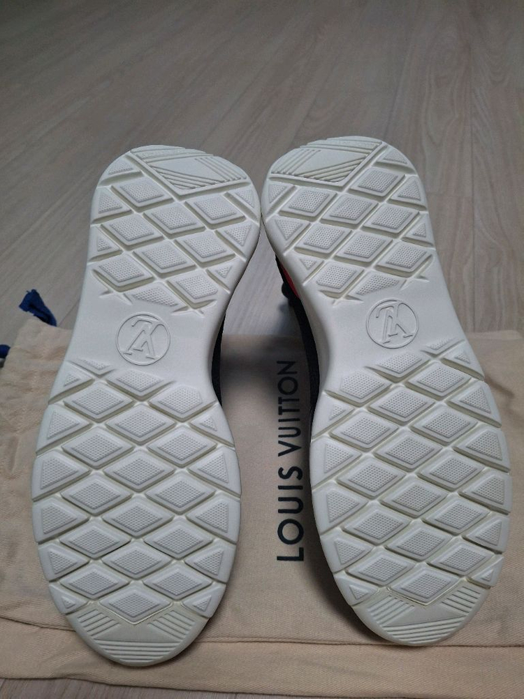 (정품) 새상품 루이비통 로고 큐빅 삭스러너 여성 스니커즈 이미지