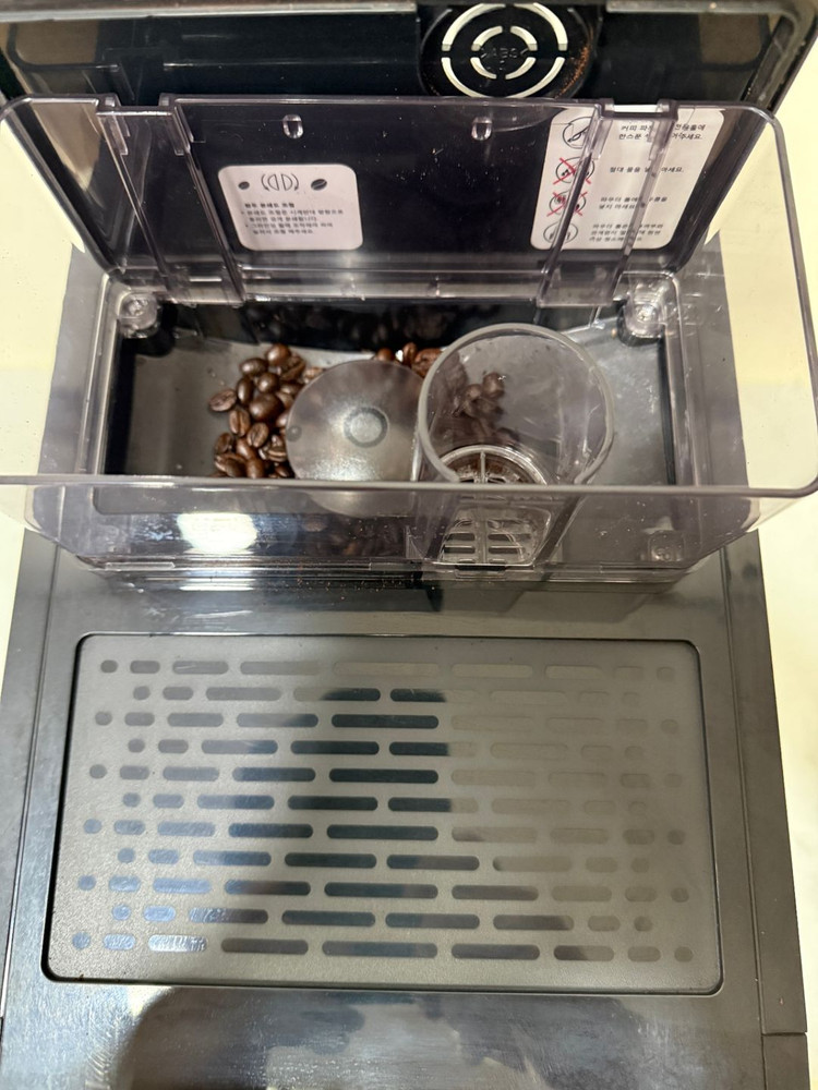 [커피머신] 딜리코 오피스프레소 Q07R 업소용 전자동 에스프레소 머신 / 새것 같은 상태 이미지