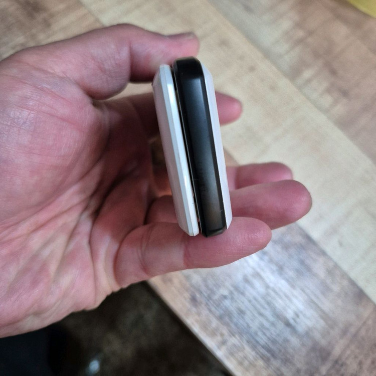 LG고글피처폰 이미지