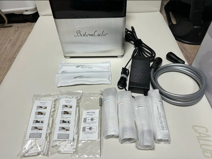 보템큐브 고주파 피부 관리기 이미지