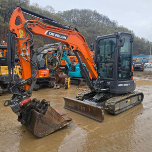 미니굴삭기 DX35캐빈 22년식 저가동회전링크코끼리집게 이미지