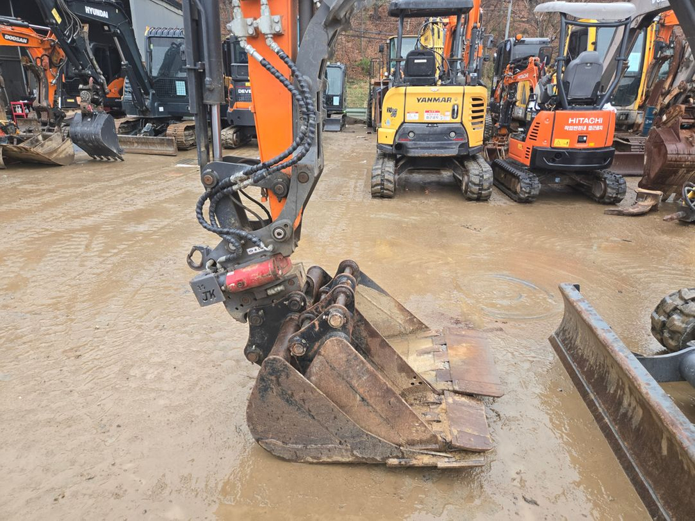 미니굴삭기 DX35캐빈 22년식 저가동회전링크코끼리집게 이미지