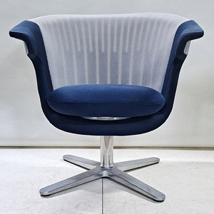 스틸케이스 i2i 라운지 의자 (Steelcase i2i Swivel Club Chair) 이미지