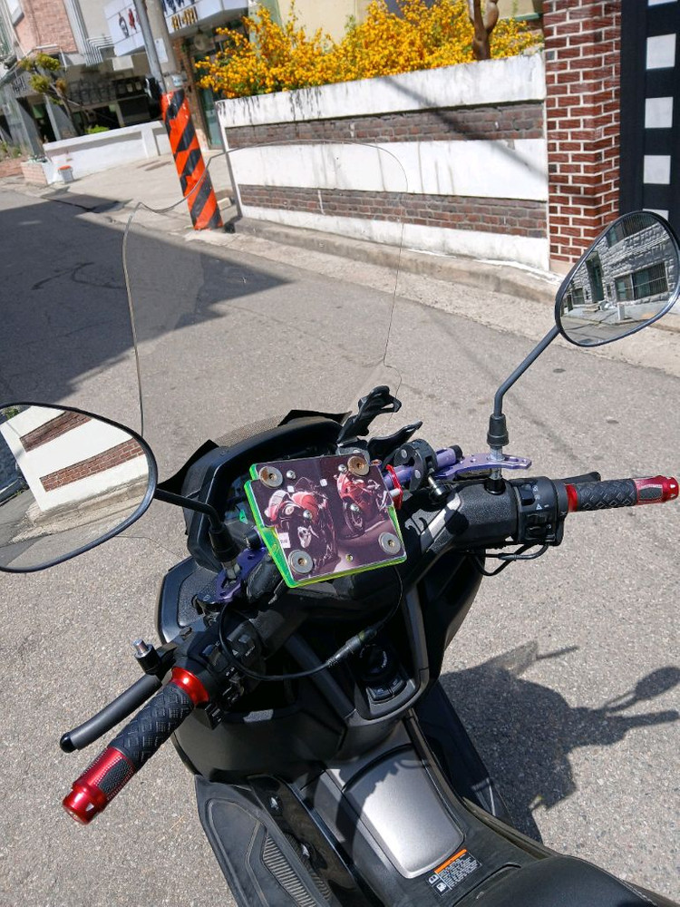 야마하 nmax125 25년식 3만Km 구동계.앞뒷타이어 올교체 이미지