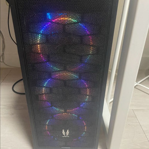 i5 9400f 1660ti 램16g 본체+모니터 팝니다 이미지