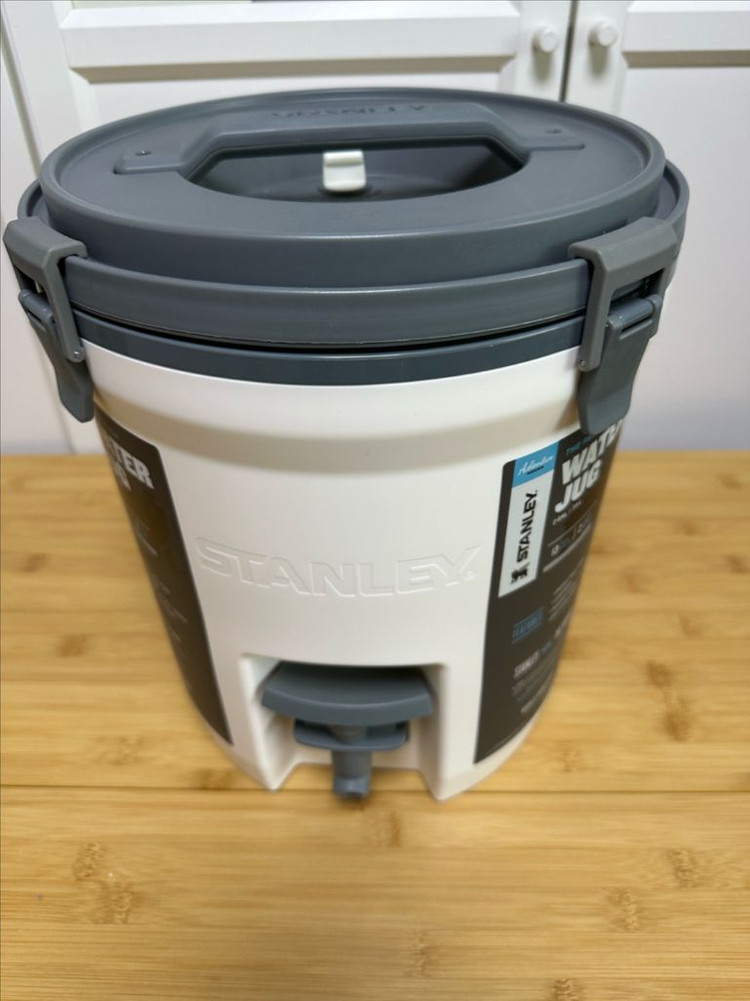 스탠리 워터저그 7.5L 화이트 새제품 이미지