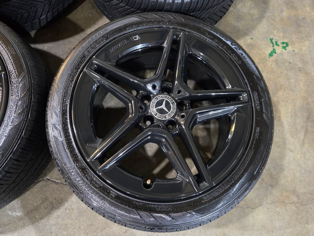 벤츠 W205 C클래스AMG 18인치 정품 휠타이어 이미지