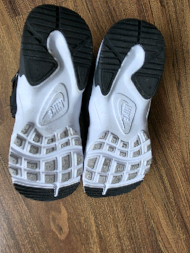 나이키 샌들 us7. uk4.5 EUR 38 CM24 깨끗 버킨스탁 슬리퍼 키즈 이미지