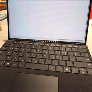 서피스 프로 11 OLED Elite/16GB/512GB 블랙 키보드+슬림펜2 노트북 이미지