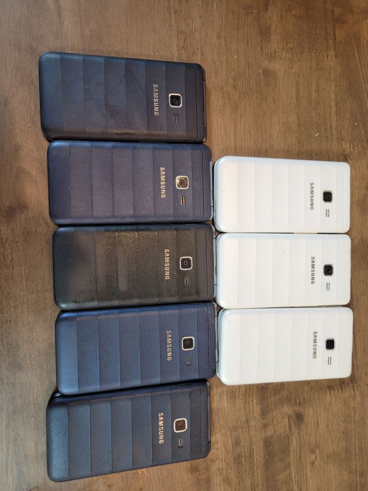 삼성 갤럭시폴더1 G150 A급 스마트폴더폰 이미지