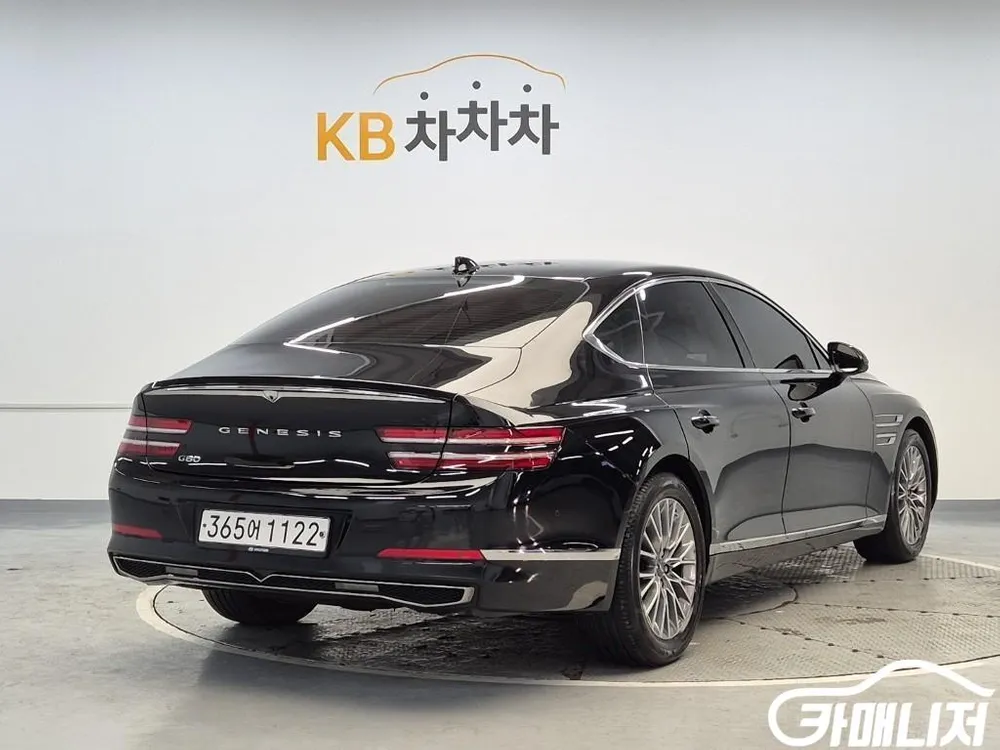 [제네시스]G80(RG3) 2.2 디젤 2WD 기본형 (5인승) 이미지
