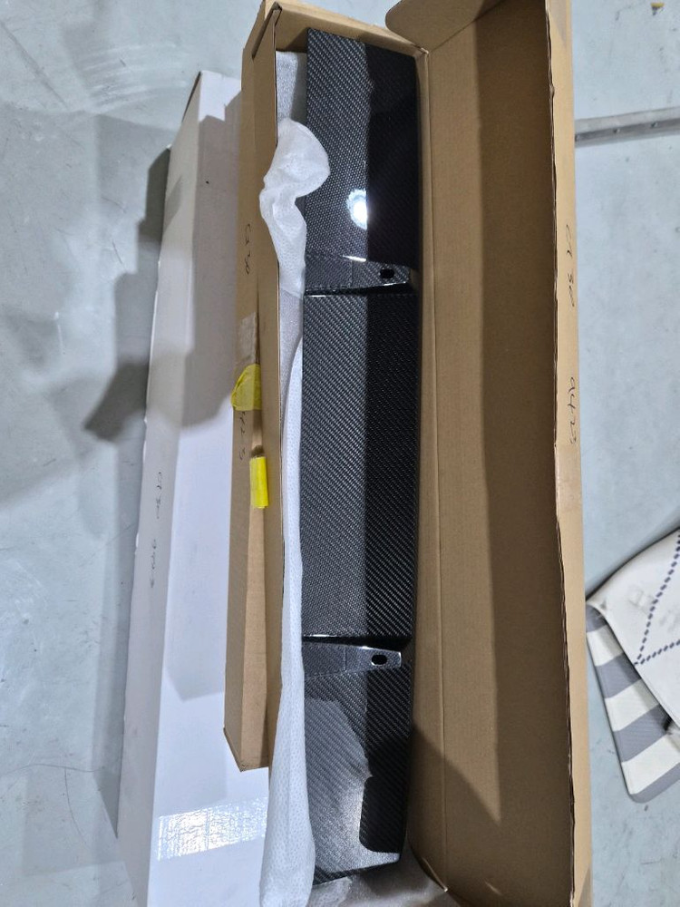 bmw 5시리즈lci g30 m 퍼포파츠 센터정품 판매 카본프론트립 이미지