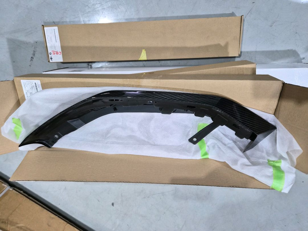 bmw 5시리즈lci g30 m 퍼포파츠 센터정품 판매 카본프론트립 이미지
