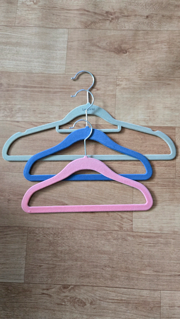 유아동 벨벳옷걸이 18개 이미지