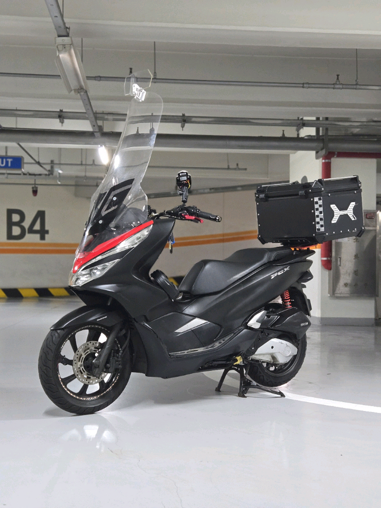 풀튜닝 PCX125 스쿠터 배달세팅 이미지