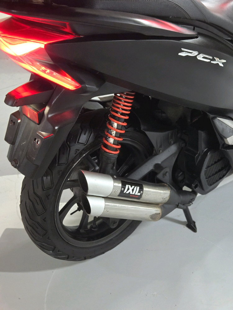 풀튜닝 PCX125 스쿠터 배달세팅 이미지