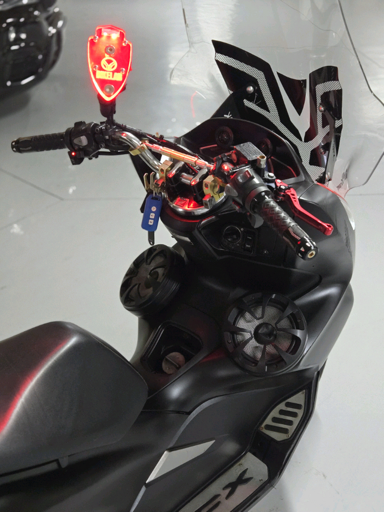 풀튜닝 PCX125 스쿠터 배달세팅 이미지