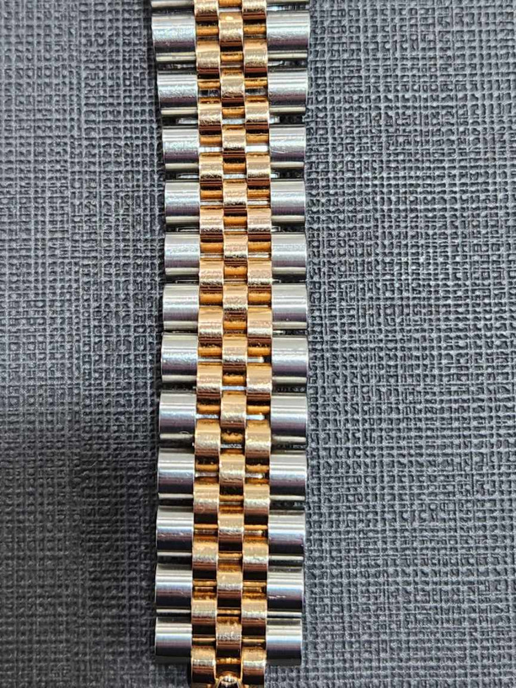 롤렉스 남성용 데이저스트 로즈골드 검판 로만 팝니다 36mm 116231 이미지