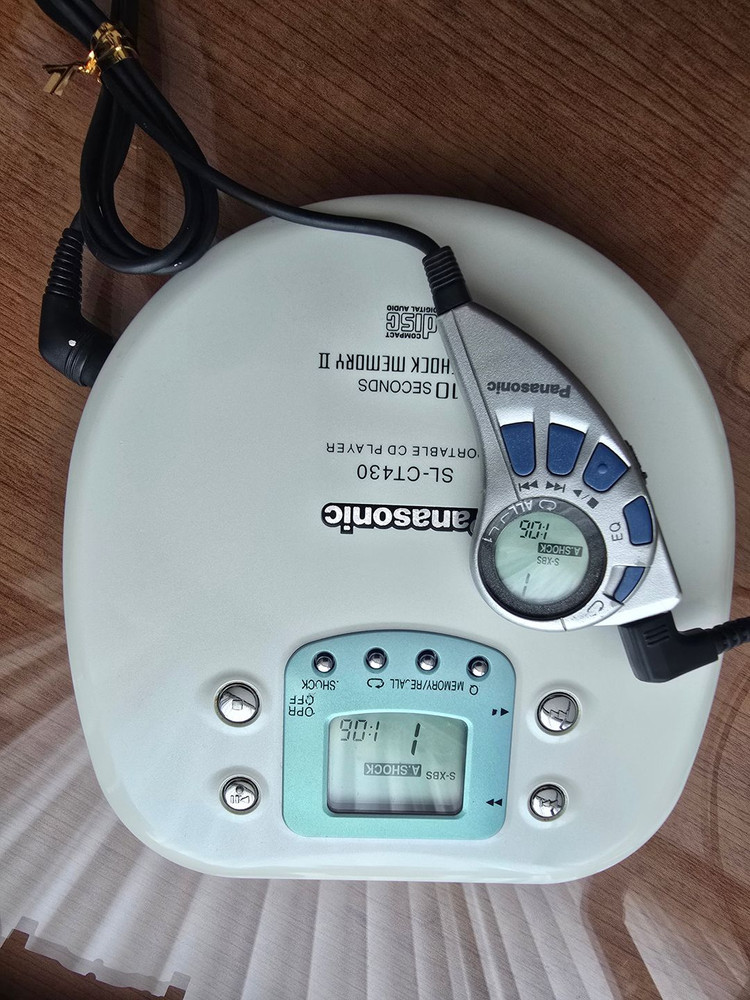 파나소닉 포터블 CD플레이어 SL-CT430 이미지