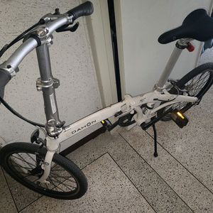 다혼 뮤 d9 9단 20인치 접이식 미니벨로 자전거 이미지