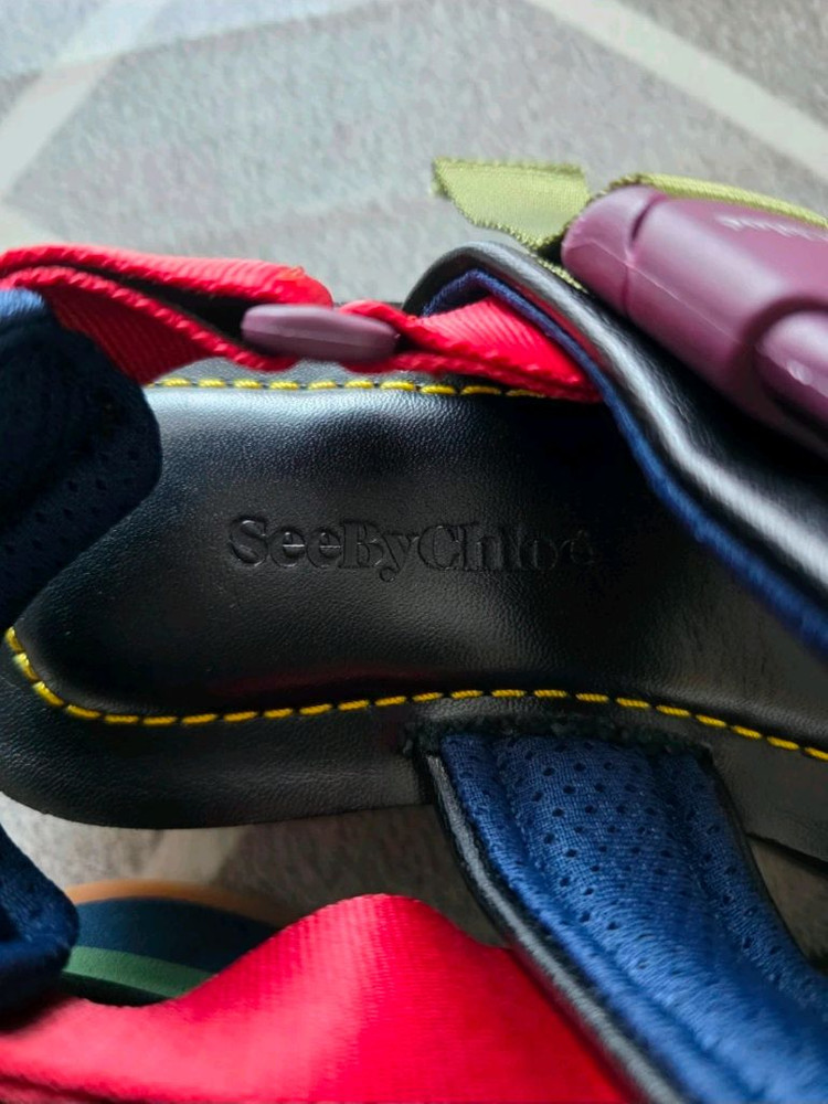 seeby끌로에 샌들 36사이즈(230mm) 팔아요. 이미지