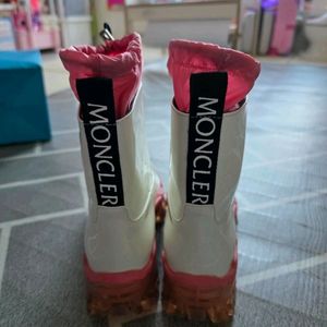 몽클레어 앵글 부츠 36사이즈(230mm) 팔아요. 이미지