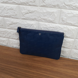 MCM 가죽 클러치백 (정품 남여공용 사용가능) 이미지