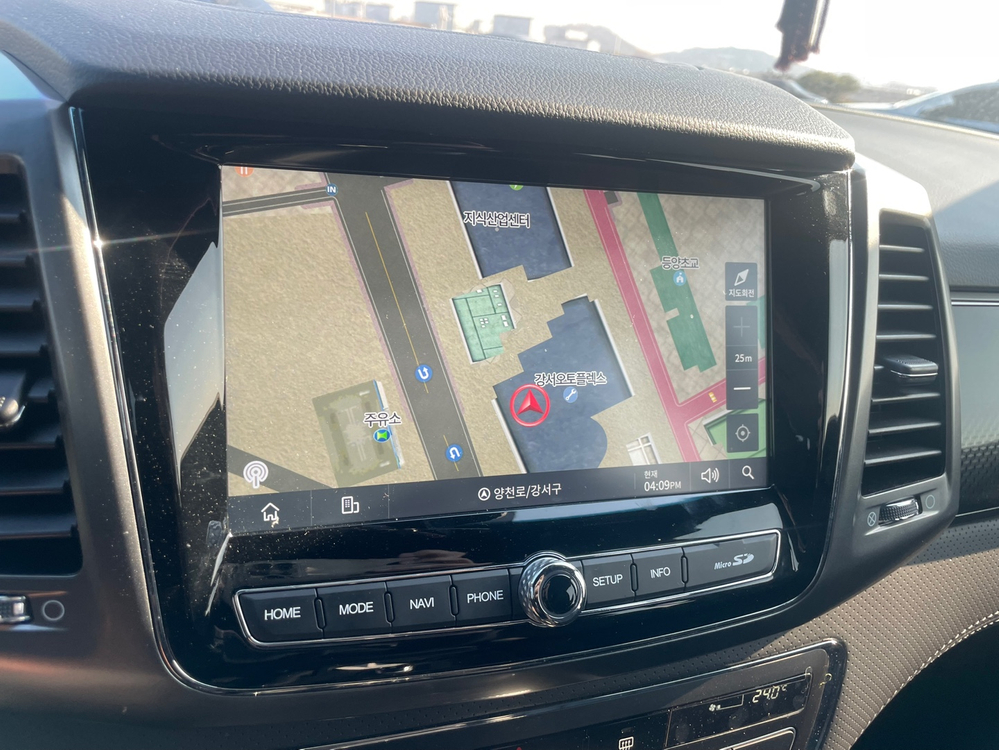 더 뉴 렉스턴 스포츠 칸 디젤 2.2 4WD 노블레스 중고차 22년01월 7058km 짧은키로수 하드탑 이미지