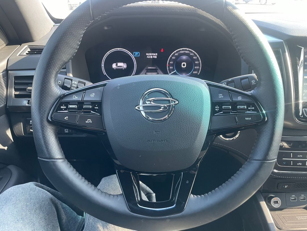 더 뉴 렉스턴 스포츠 칸 디젤 2.2 4WD 노블레스 중고차 22년01월 7058km 짧은키로수 하드탑 이미지