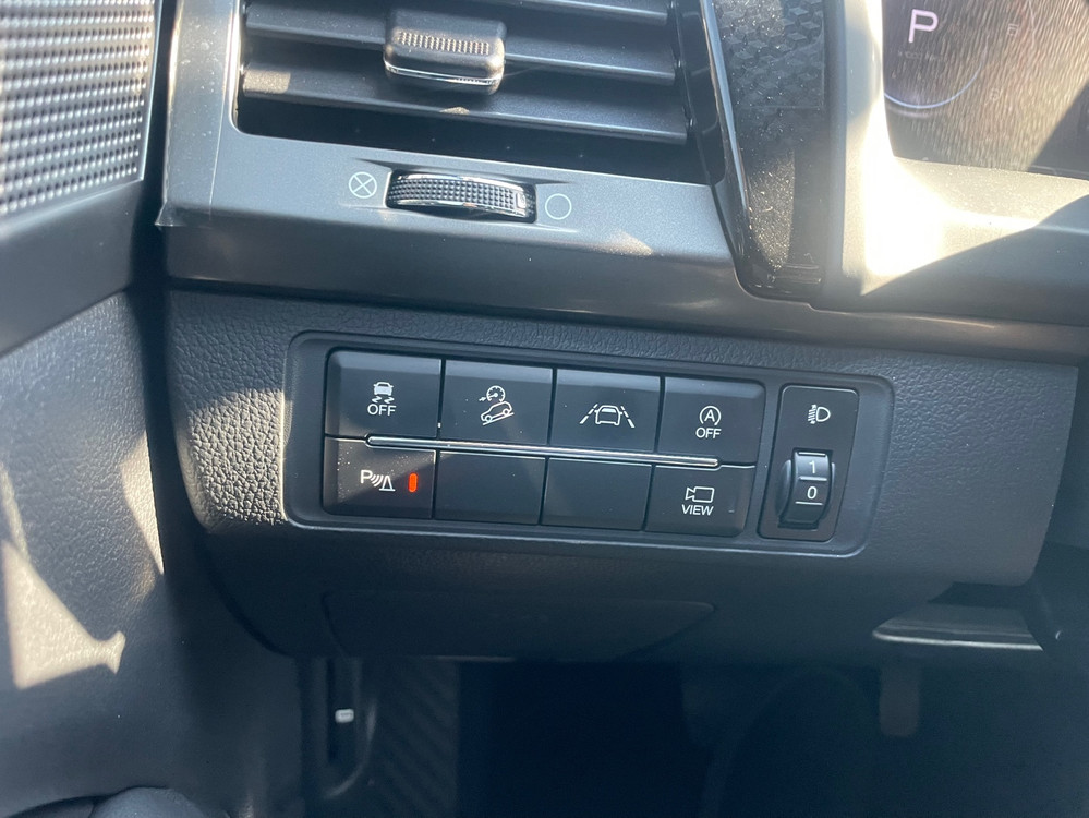 더 뉴 렉스턴 스포츠 칸 디젤 2.2 4WD 노블레스 중고차 22년01월 7058km 짧은키로수 하드탑 이미지