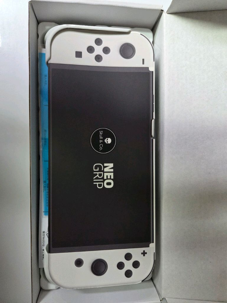 닌텐도 스위치 OLED 화이트 독세트+스컬앤코 그립+케이스 풀구성 이미지