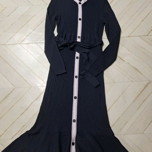 지고트 JIGOTT 네이비 골지 니트 원피스 이미지