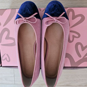 벨벳하트플랫슈즈(키미스튜디오) 이미지