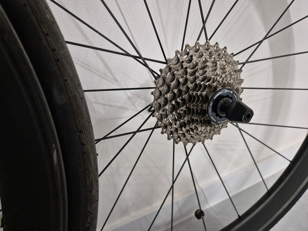 아비아브 아데온 카본 로드 자전거 휠셋 슈발베 루가노 타이어 튜브 신품급 포함 급처 (스프라켓 제외) 이미지