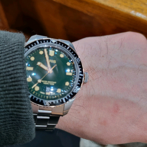 오리스 식스티파이브 그린 이미지