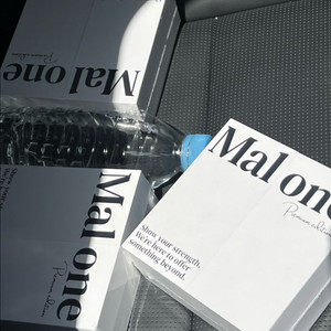 [미개봉] 말론 Malone 화이트 실버 에디션 팝니다!!! 이미지