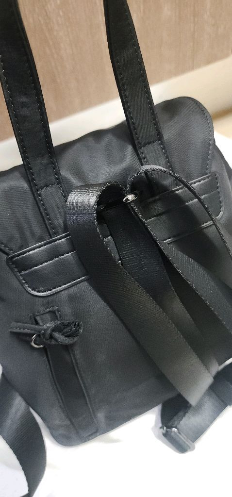 아카이브앱크 나일론 백팩/토리버치 쉐브론 반지갑 등 이미지