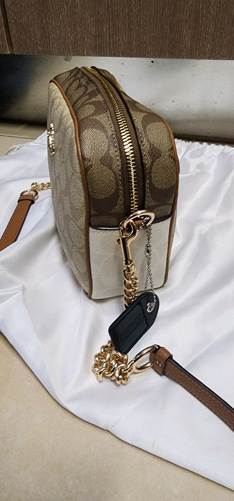 코치 체인크로스백/ 비비안웨스트우드 크로스백 이미지