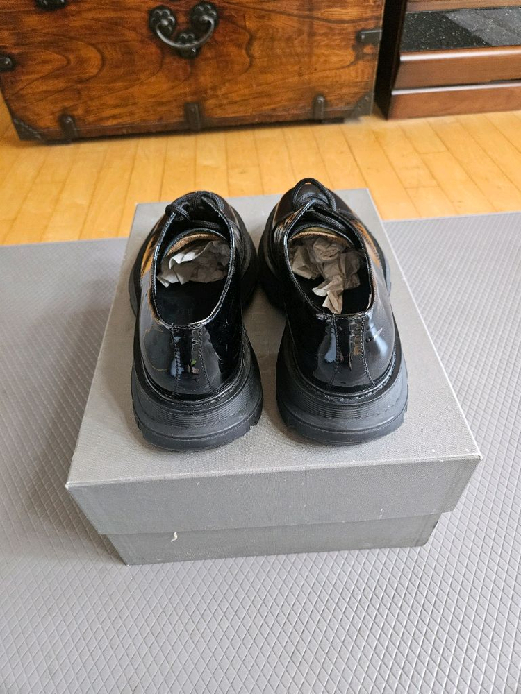 [43]알렉산더 맥퀸 트레드 더비 상태최상 풀구성 정품 이미지
