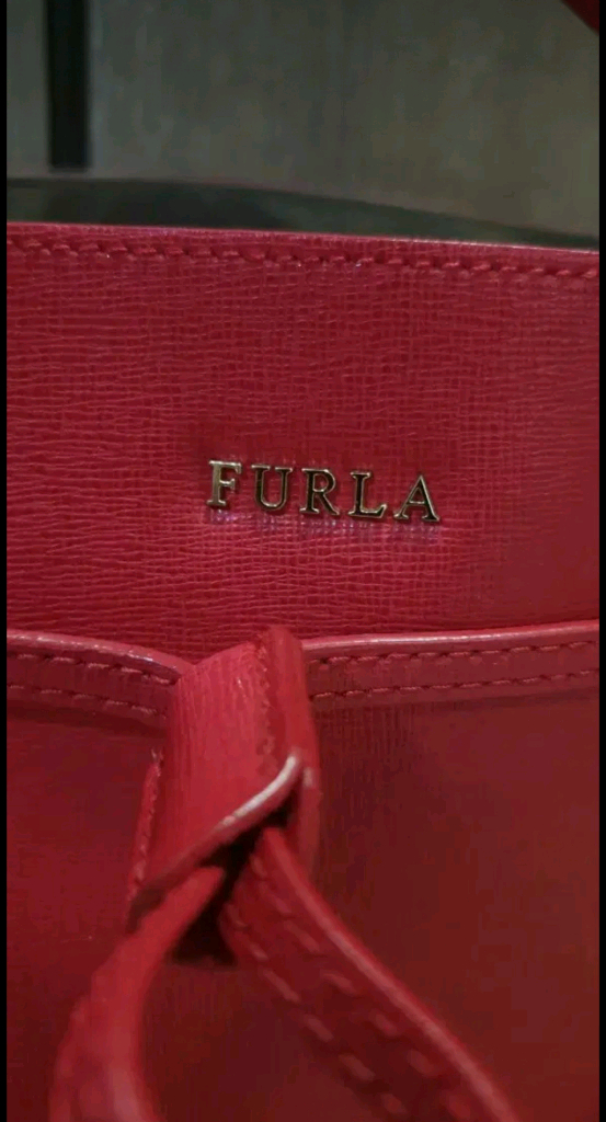 훌라 FURLA 버킷백 이미지
