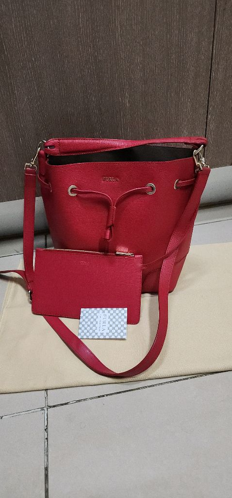 훌라 FURLA 버킷백 이미지