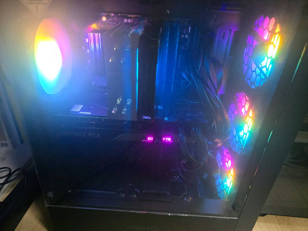 5600, rtx 3070, b550m 게이밍 본체 이미지