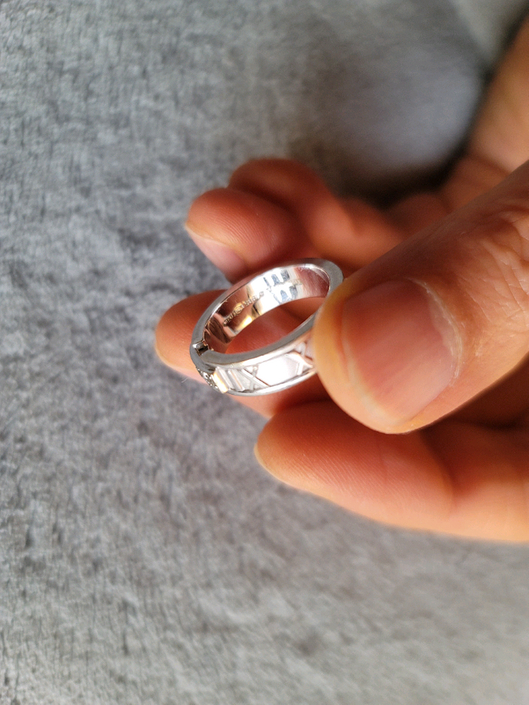 (가격내림)티파니 다이아 화이트골드 반지 이미지